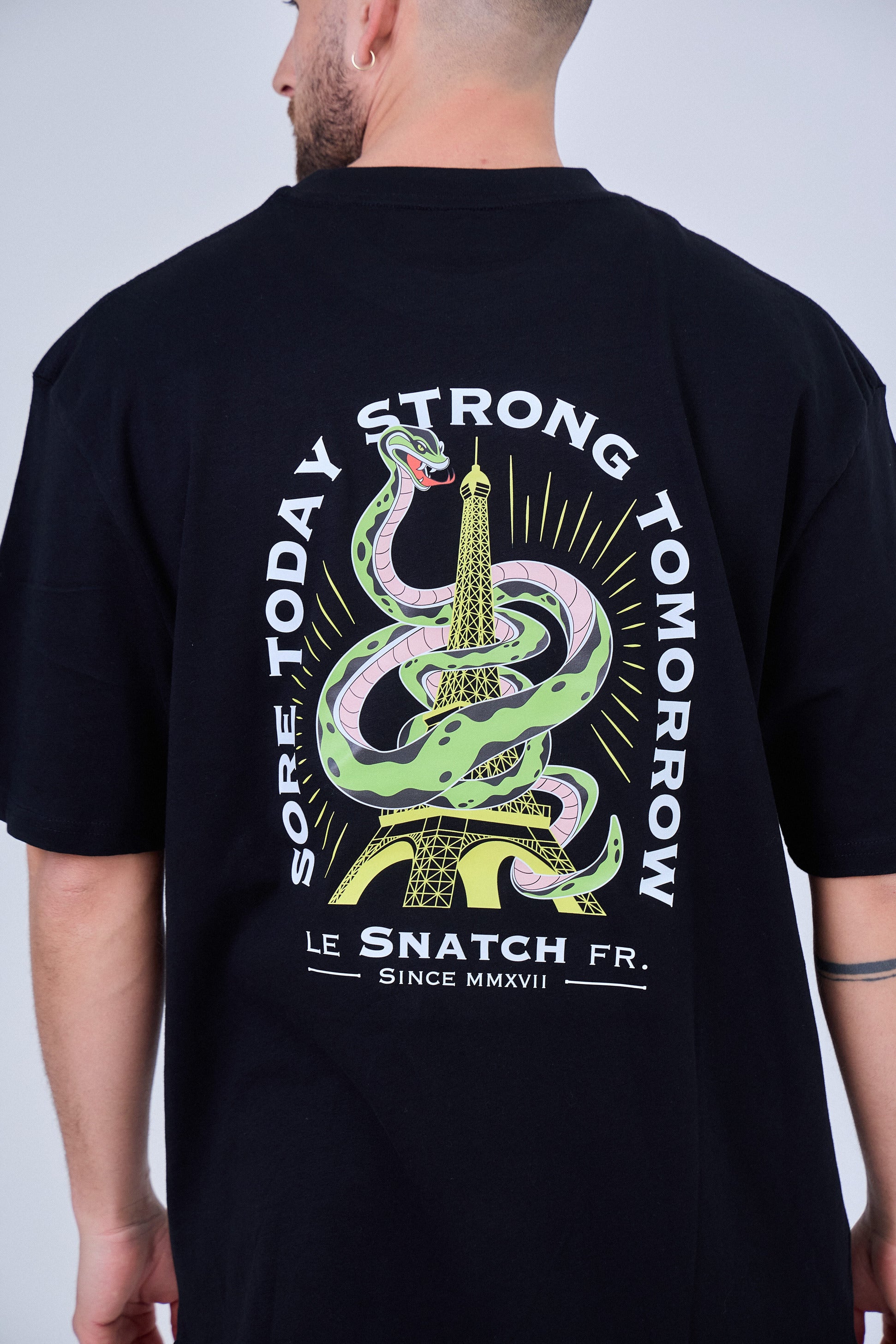 T-SHIRT SPORT OVERSIZE - STRONG TOMORROW