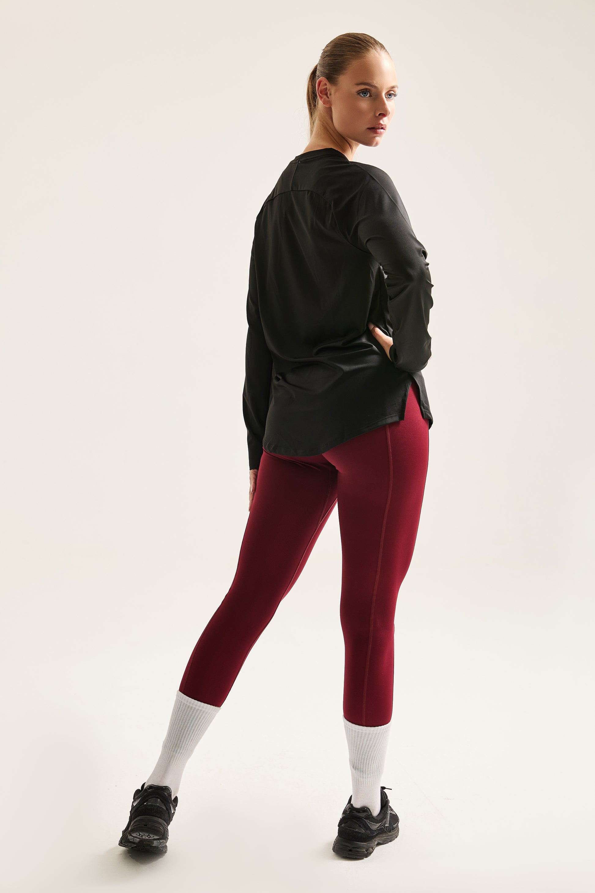 HAUT MANCHES LONGUES LÉGER - L'ESSENTIEL