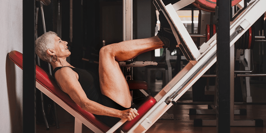 habillement salle de gym femme Image