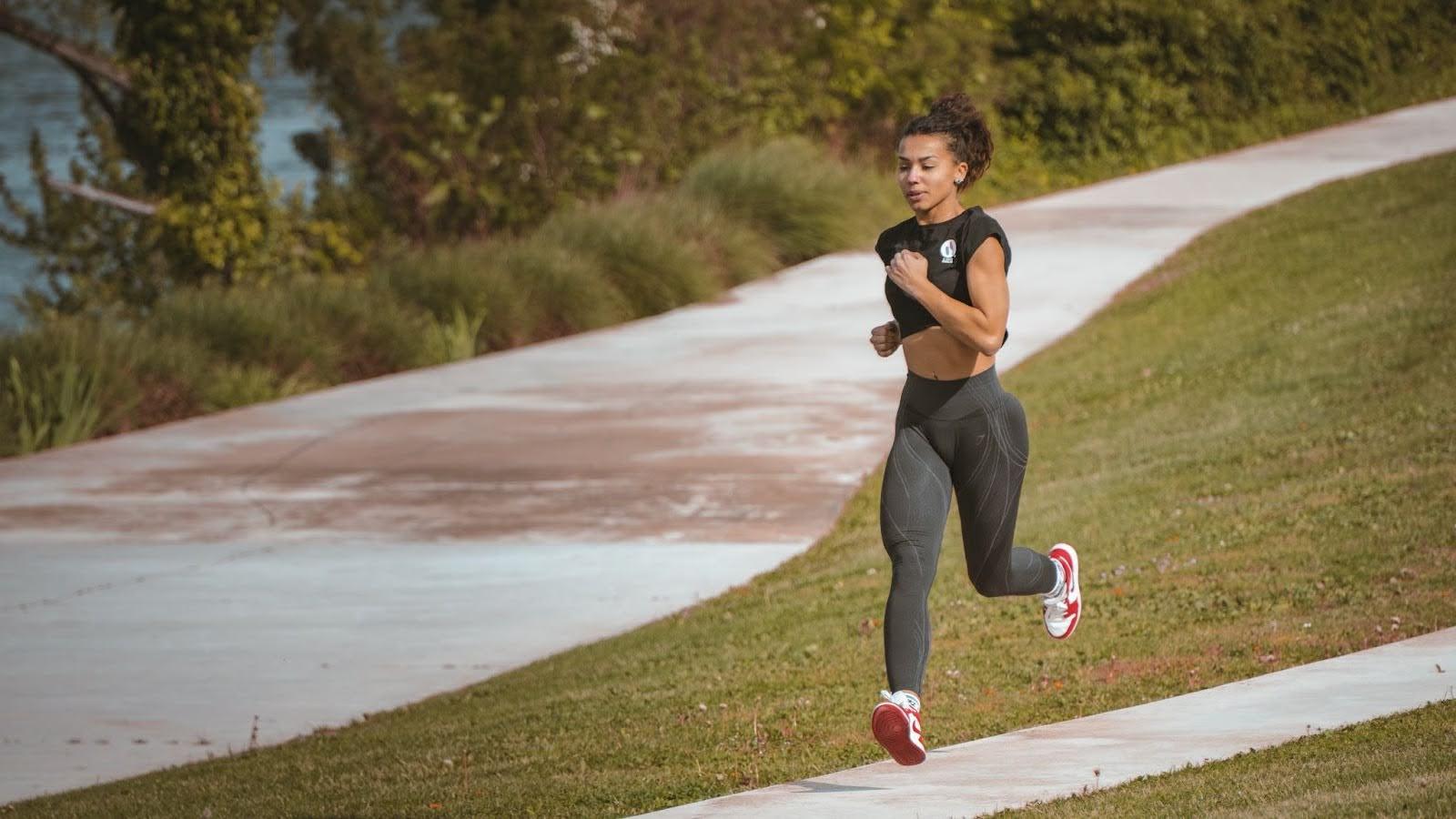 Running et CrossFit en tenue de sport  Image