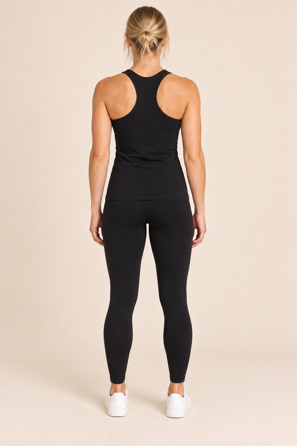 Débardeur femme Aura LSF noir, porté de dos