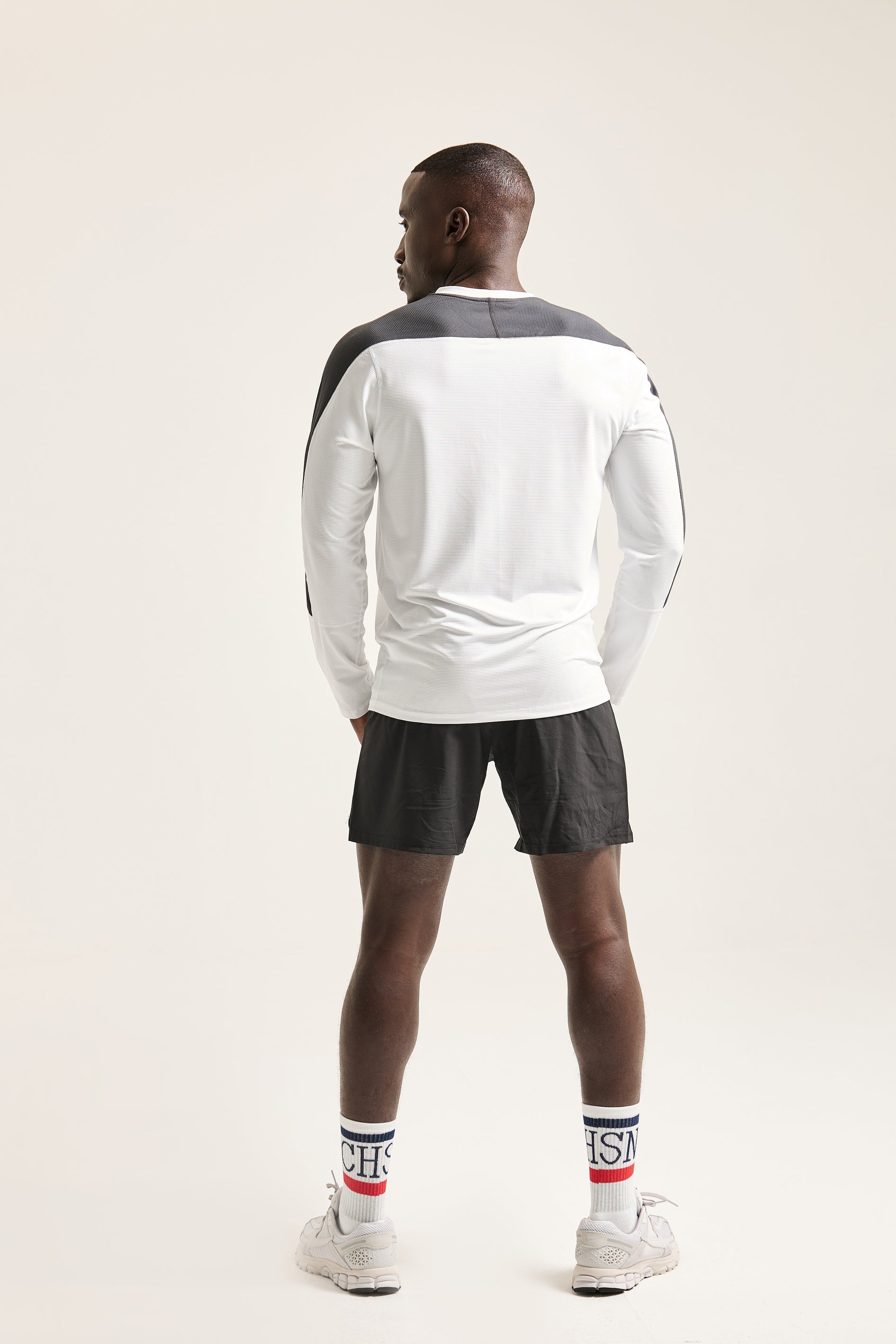 MANCHES LONGUES - PERFORMANCE