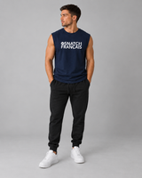 Débardeur Snatch Evolution navy, silhouette entière en studio gris — visuel généré