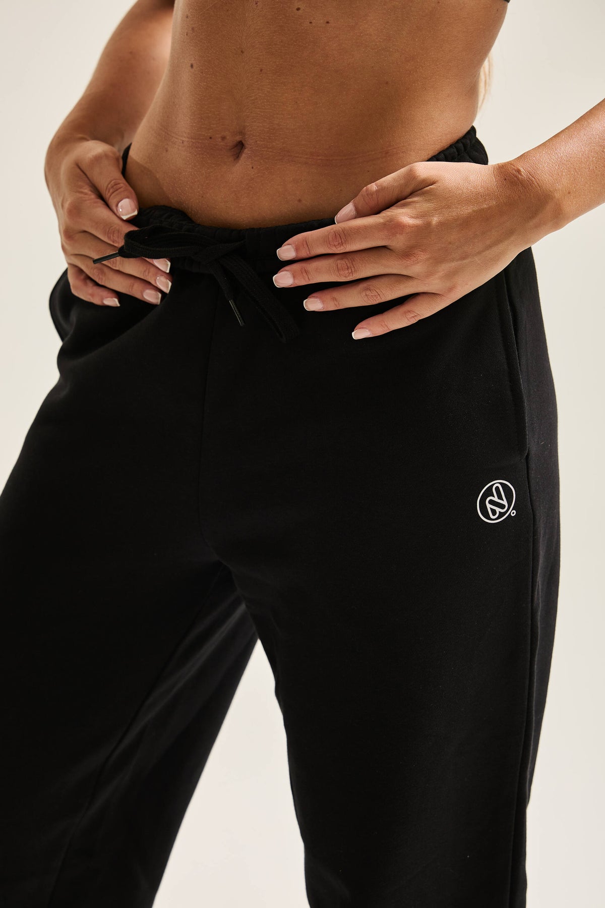Jogging Femme Hybrid Training – Baggy Coton Bio vue 3 — Le Snatch Français